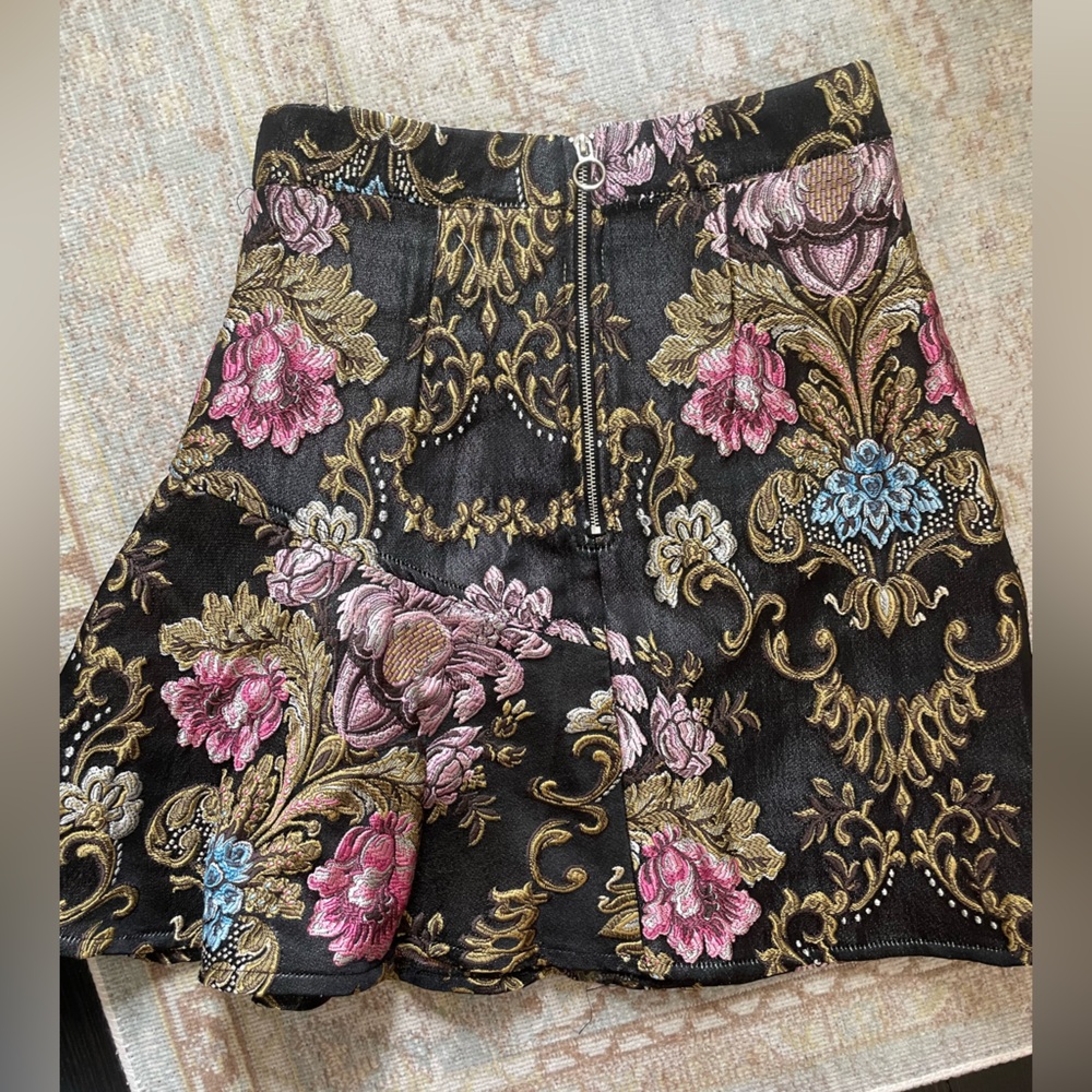 High waisted jacquard mini skirt